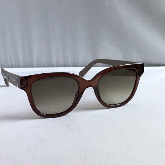 SALVATORE FERRAGAMO SUNGLASSES FOR WOMEN - Picture 5 of 10